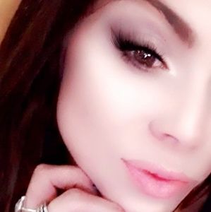 Meet your Posher, Nadegia